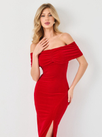 Платье со сборкой на груди