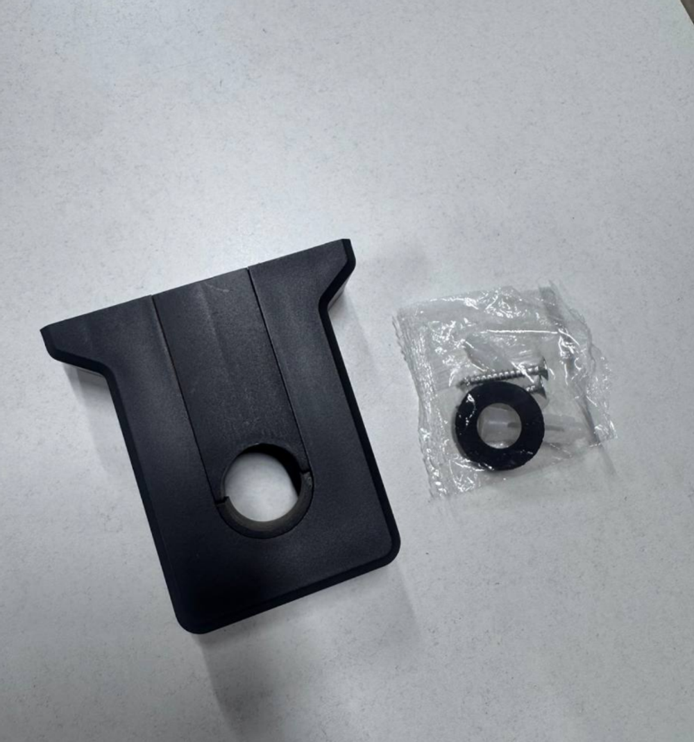 Настенное крепление для душевой штанги, черный