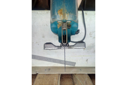 Электролобзик Makita 4329