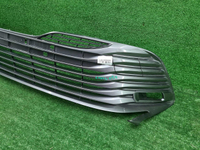 Решетка переднего бампера Toyota Camry xv70 17-21