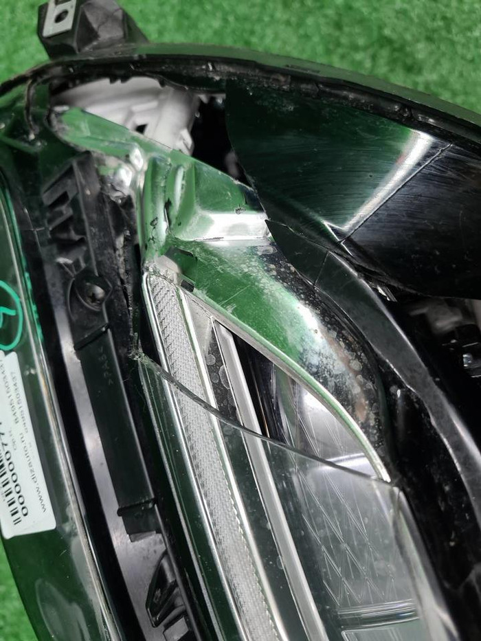 Фара левая Genesis GV80 (2020-2023) LED