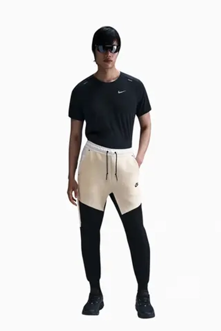 Штаны Nike Sportswear Tech Fleece