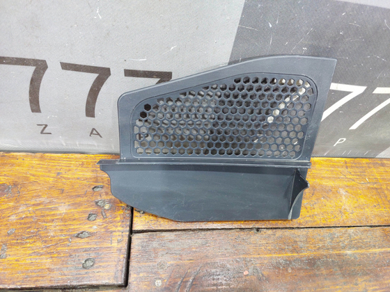 Накладка жабо левая Haval F7 1 19-24 Б/У Оригинал 5304106XKQ00A