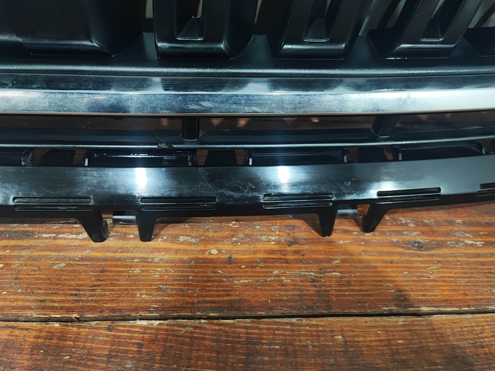 Решетка радиатора Skoda Kodiaq 16-22 Б/У Оригинал 565853653A