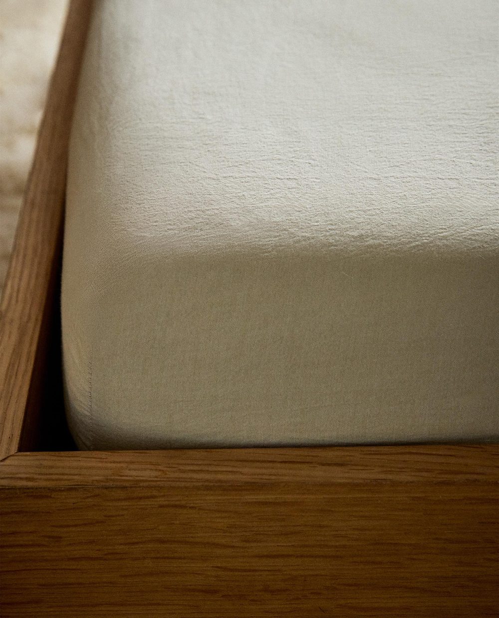 Простыня на резинке Zara Home, хлопок 100%, однотонный, 2620/900