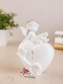 Статуэтка "Ангел на сердце с замком", 13 см