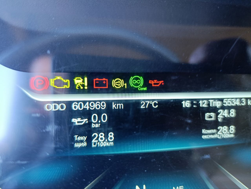 Shacman (Shaanxi) SX* 4x2 Седельный тягач SX4188YY381 (Дизельный, 12,5 л, 473 л.с., МТ)