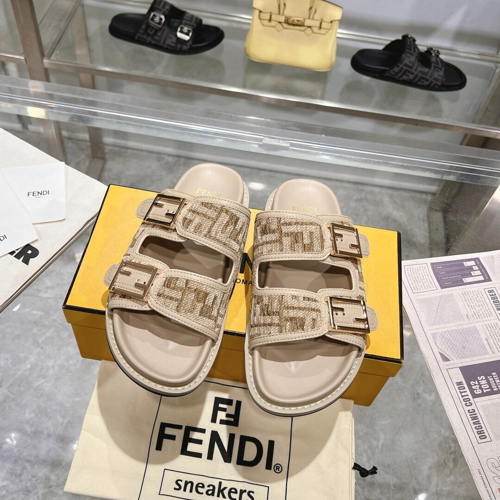 Fendi Feel Slides