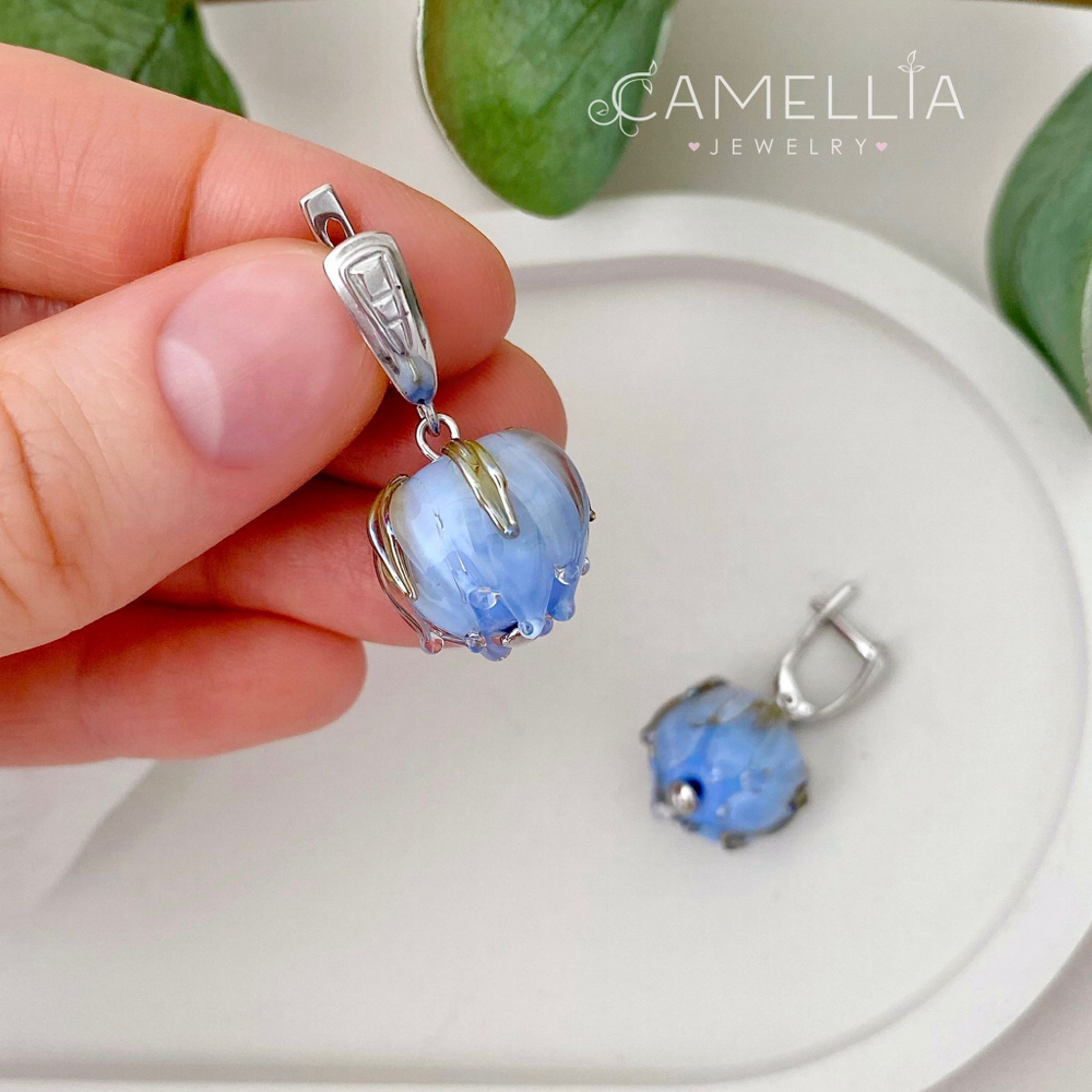 LEFIREL' Серьги серебряные женские "Илайн" с цветами из муранского стекла / ювелирные украшения из родированного серебра 925