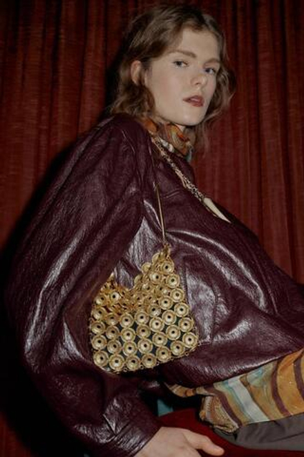 ZARA СУМКА-МЕШОК С МЕТАЛЛИЧЕСКИМИ ДЕТАЛЯМИ, ЗОЛОТИСТЫЙ