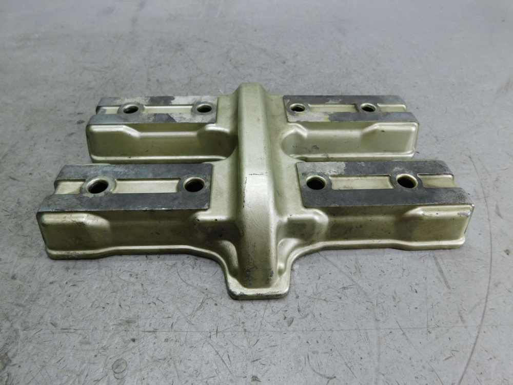 крышка клапанная Yamaha V-Max 1200