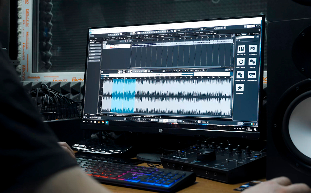 Рабочая станция для работы со звуком и медиафайлами Cadence Studio VL