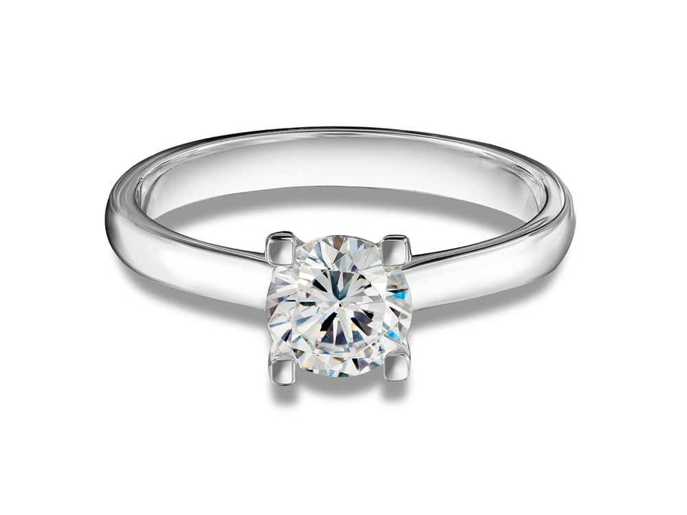 Помолвочное кольцо с бриллиантом
