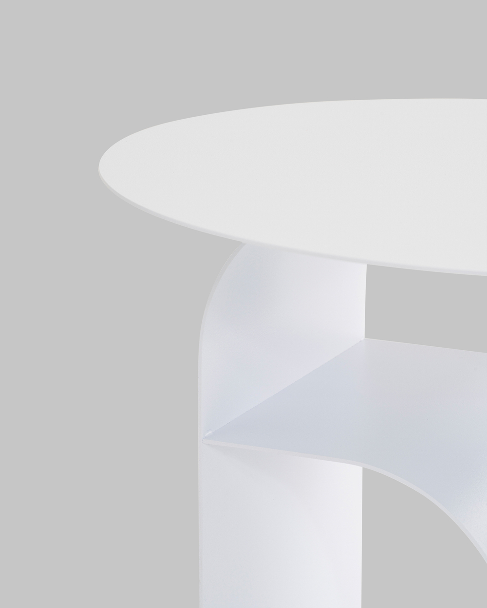 Журнальный столик Arwel металл белый