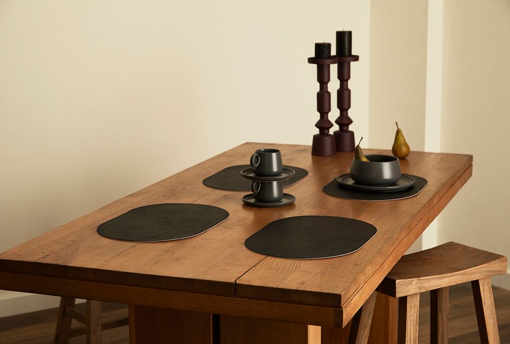 Набор из 4-х двухсторонних сервировочных салфеток Pool, 30х45 см, черный/светло-серый