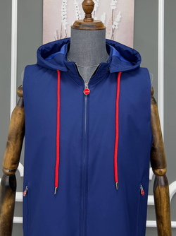 Безрукавка Kiton