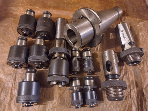 Патрон резьбонарезной с конусностью 7:24 50 с головками предохранительными М3-М16 + втулки КМ2 и КМ3