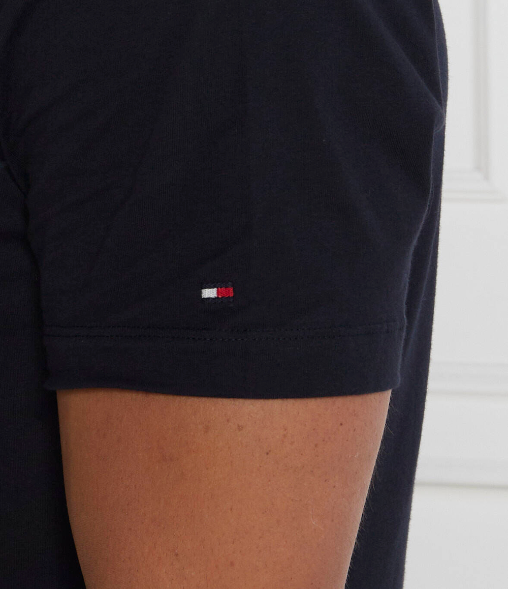 Футболка CENTER CHEST STRIPE TEE Tommy Hilfiger - темно-синий(MW0MW32618)