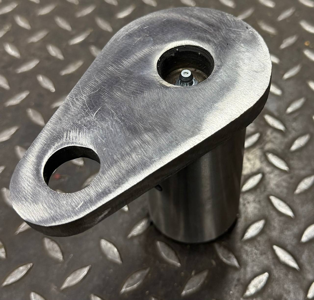 Палец 61U4-61511