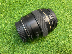 Canon EF 85mm 1.8 USM