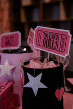 Black Pink Party