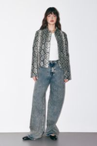 Куртка из экокожи "Питон" женская