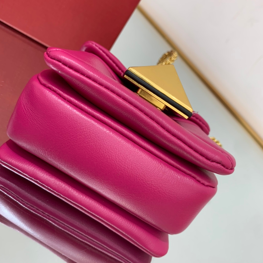 Valentino One Stud Micro Bag with Chain 11 cm