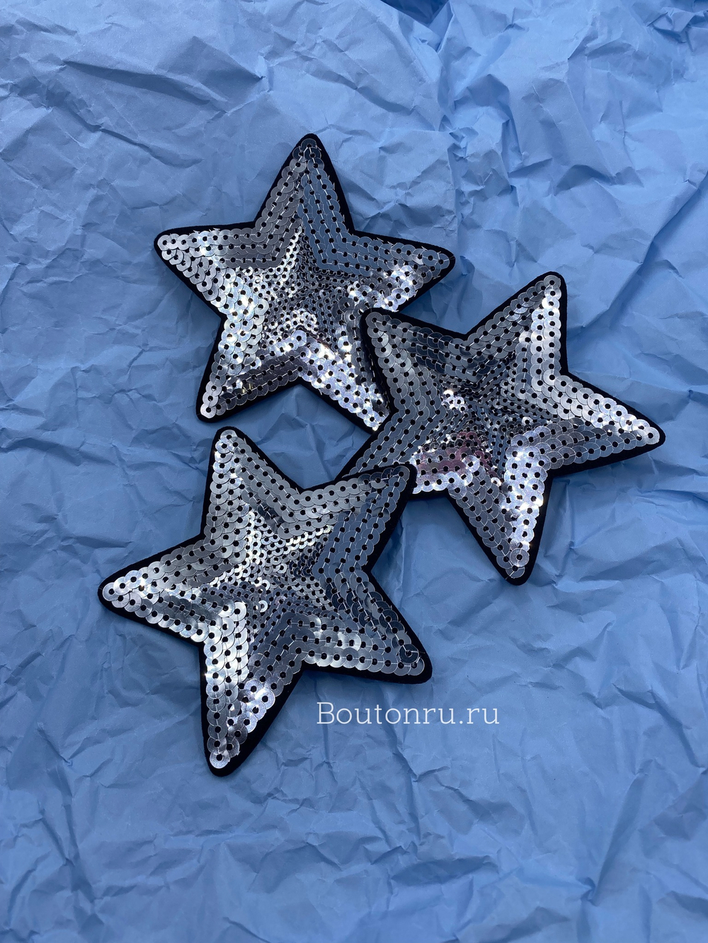 Нашивка звезда черная с серебряными пайетками 9 см