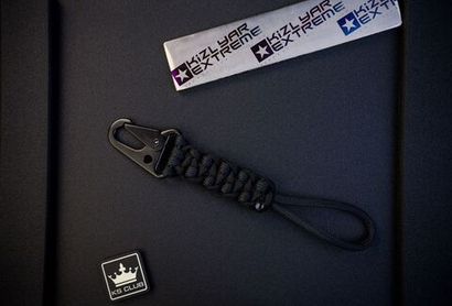 Тактический паракорд с карабином