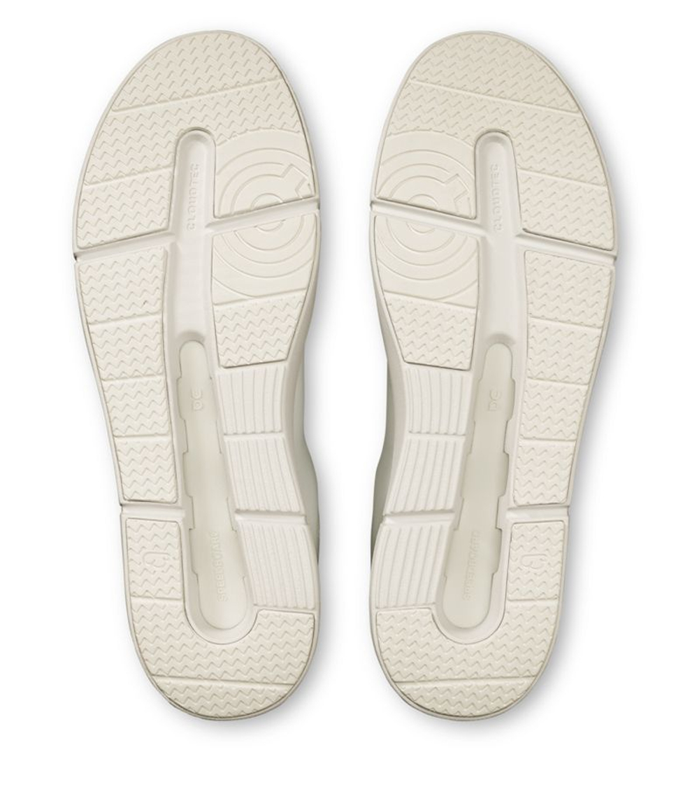 Мужские кроссовки On The Roger Advantage - white/white