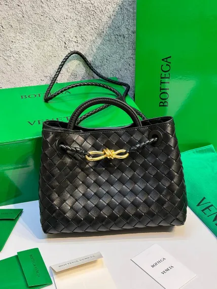 Сумка Bottega Veneta Medium Andiamo черный