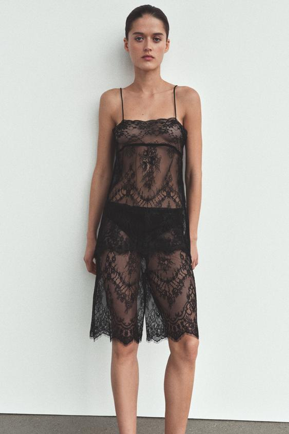 ZARA КАПРИ С КРУЖЕВОМ, ЧЕРНЫЙ