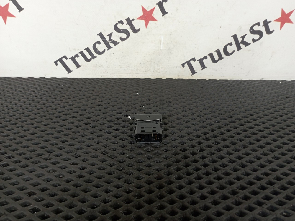 Кнопка подогрева топлива