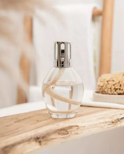 Maison Berger Paris - Набор овальных ароматических ламп Essentielle + ароматические масла нейтральной и цитрусовой кожуры 250мл / артикул   4698  / GTIN 3127290046987