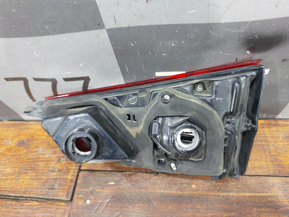 Фонарь задний левый с дефектом Nissan Qashqai 2 (J11) 13-17 Б/У Оригинал 265554EA5E