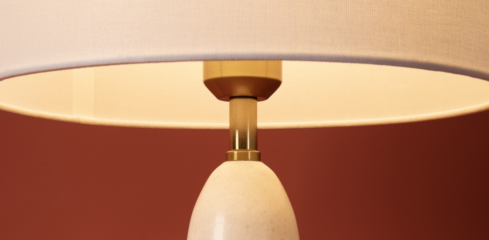 Настольный светильник Freya FR2054TL-01BS