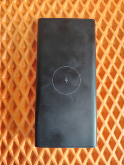 Внешний аккумулятор Xiaomi Mi Wireless Power Bank 10000mAh 10W