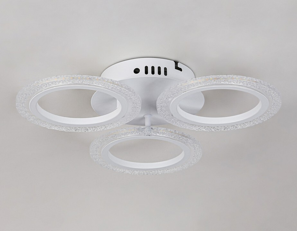 Потолочная люстра Ambrella Light FA FA4050