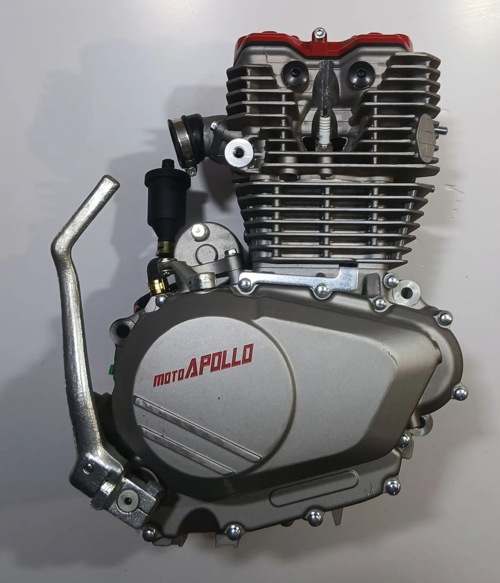 Двигатель 300см3 175FMM (с балансирующим валом 4х клапанный) Мотоцикл Apollo M3 300