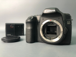 Canon 50D, 42000 кадров пробега.