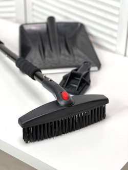 Щетка автомобильная для снега с скребком и лопатой, 3 в 1 (095520652-xD21)