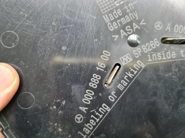 Эмблема решетки радиатора Mercedes GLE V167 18-24