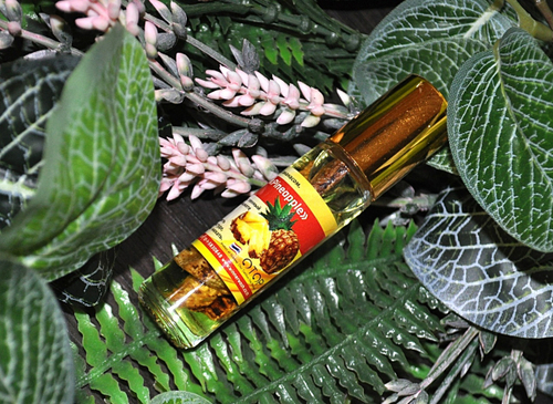 Тайский жидкий бальзам с маслом и кусочками ананаса на травах от головной боли