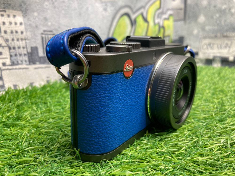 Leica Camera X2