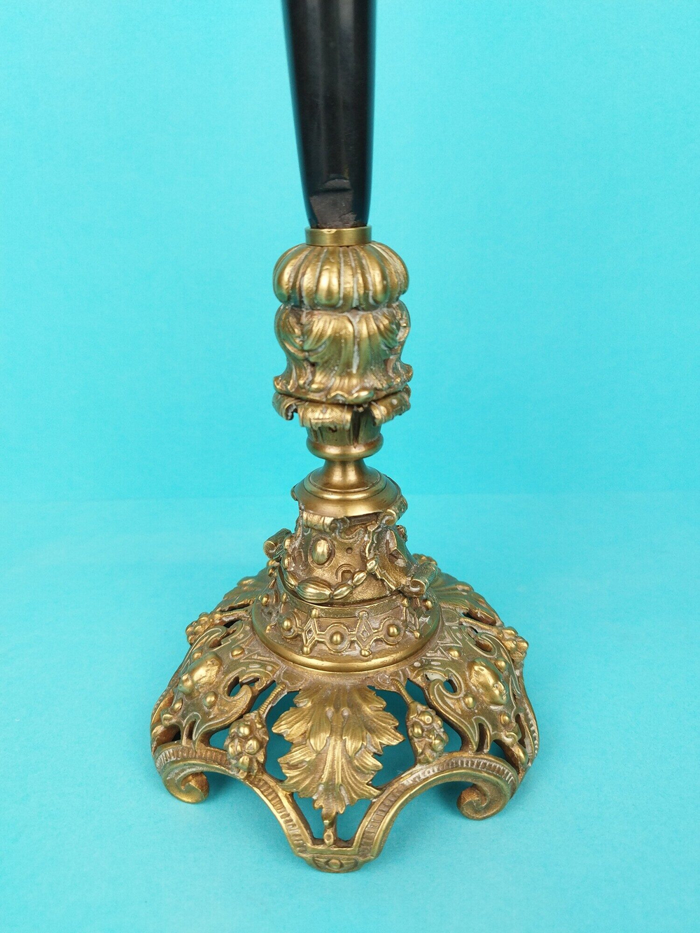 Подсвечник в стиле Историзм