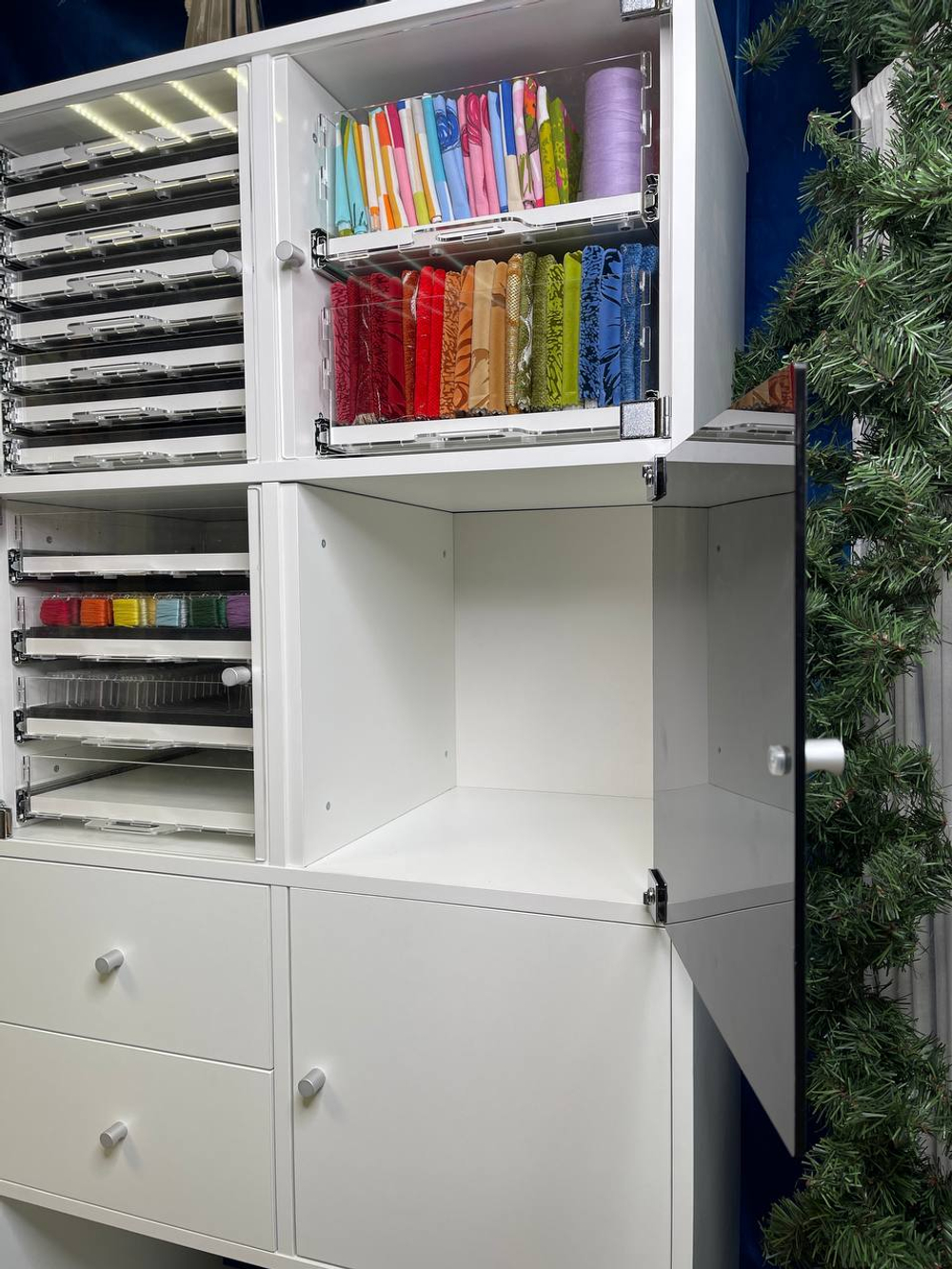 QBox Дверка из оргстекла