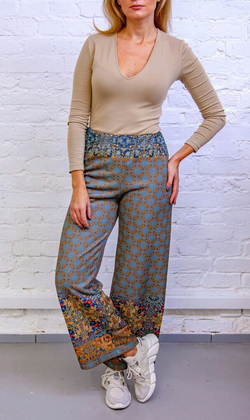 Широкие брюки "Сказочный лес"