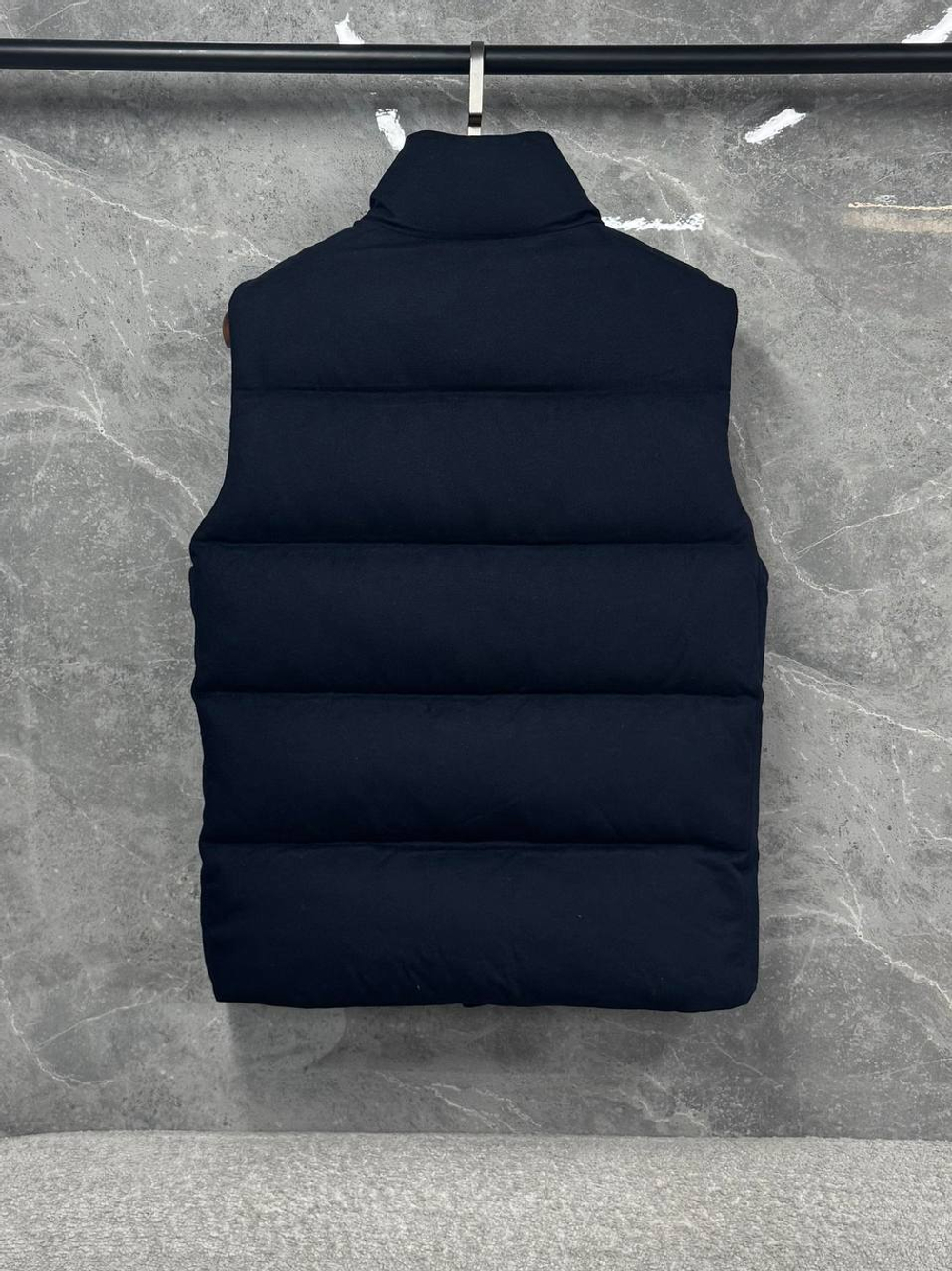 Безрукавка Prada