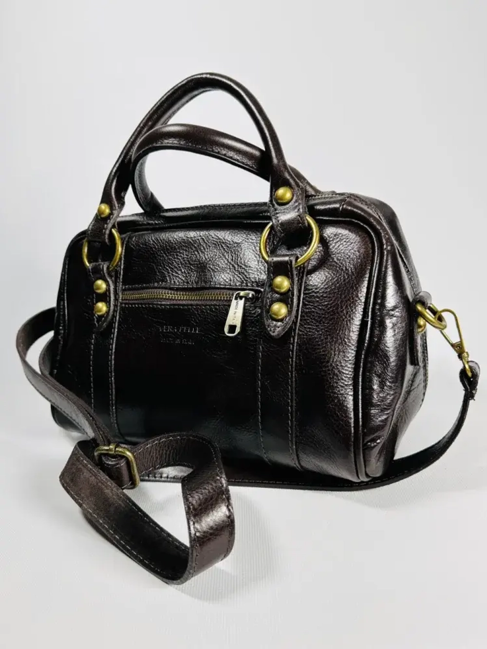 Женская сумка-саквояж из натуральной кожи vitello tamponato