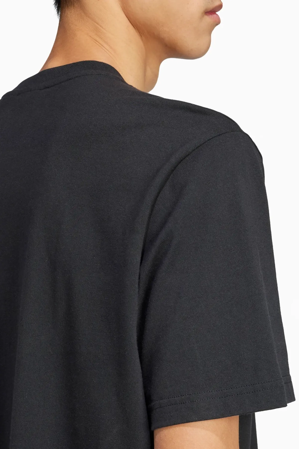 Футболка adidas Skeleton Trefoil Tee - черный